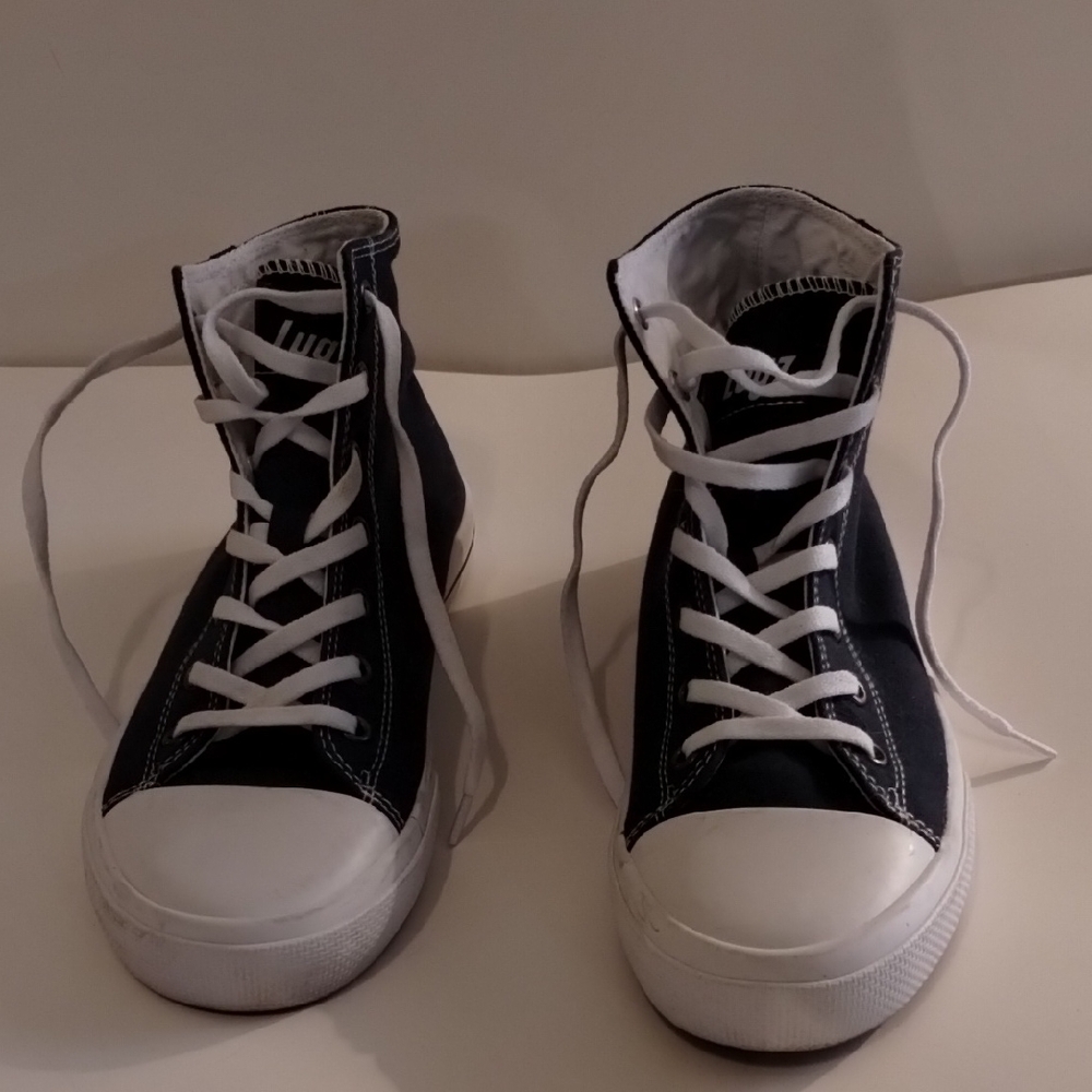 Lugz Deep Navy Blue Canvas High-Top Sneakers | Women’s Size 7.5 | NWOT
